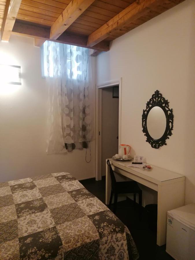 A New Guesthouse Pavia Buitenkant foto